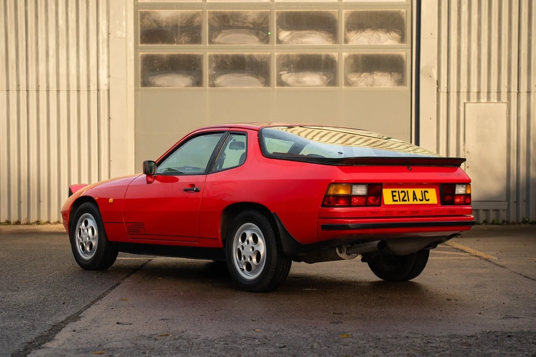 1988 Porsche 924 S - Image 13 of 30