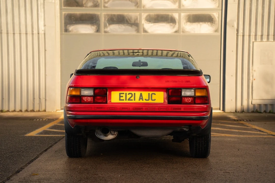 1988 Porsche 924 S - Image 8 of 30
