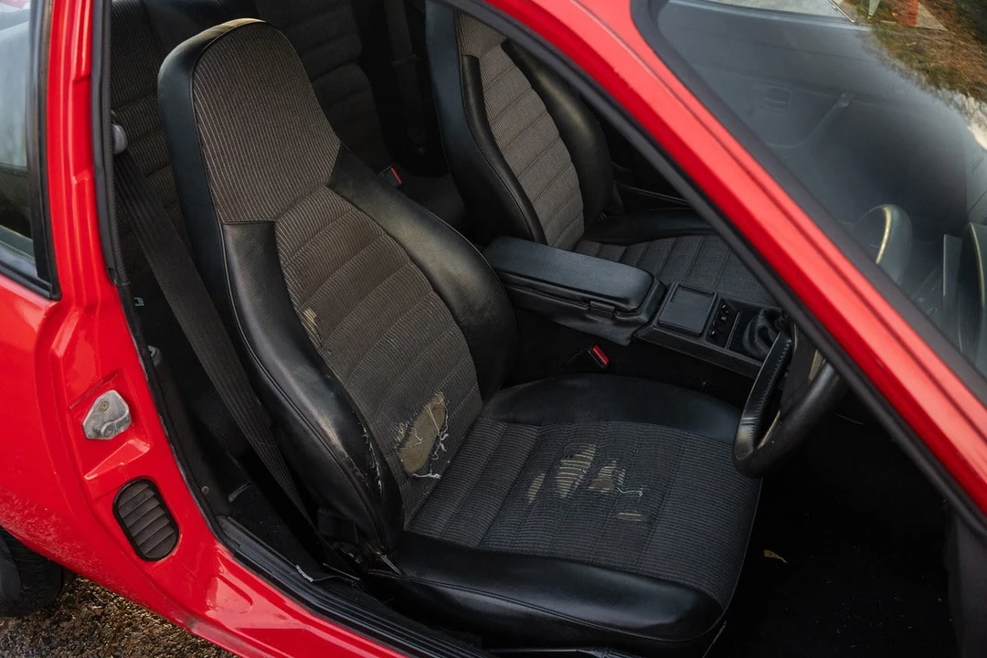 1988 Porsche 924 S - Image 24 of 30