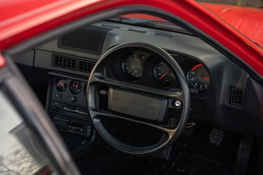 1988 Porsche 924 S - Image 25 of 30