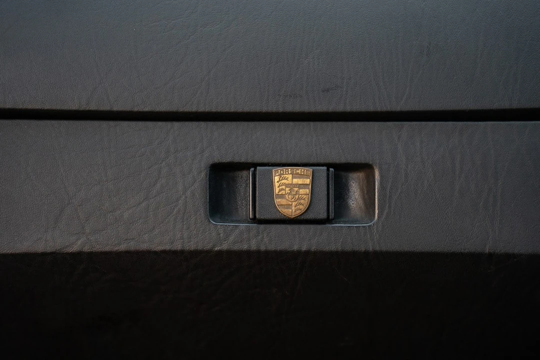 1988 Porsche 924 S - Image 29 of 30