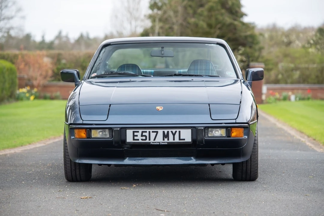1988 Porsche 924 S - Image 3 of 30