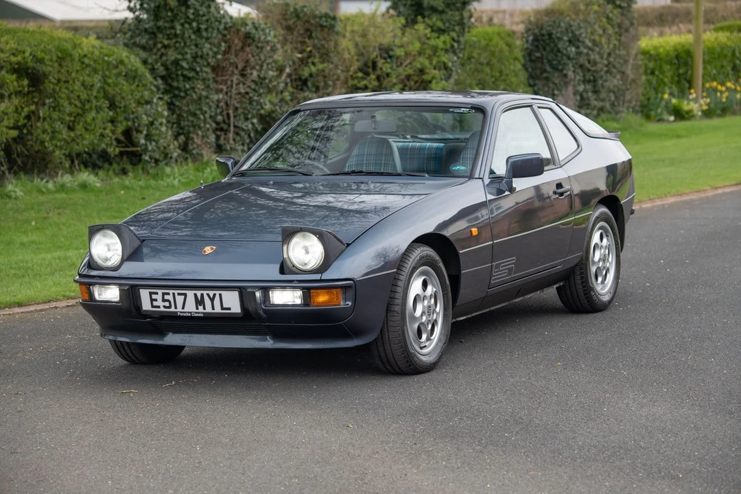 1988 Porsche 924 S - Image 11 of 30