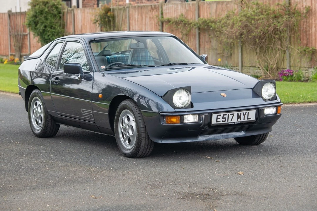 1988 Porsche 924 S - Image 13 of 30