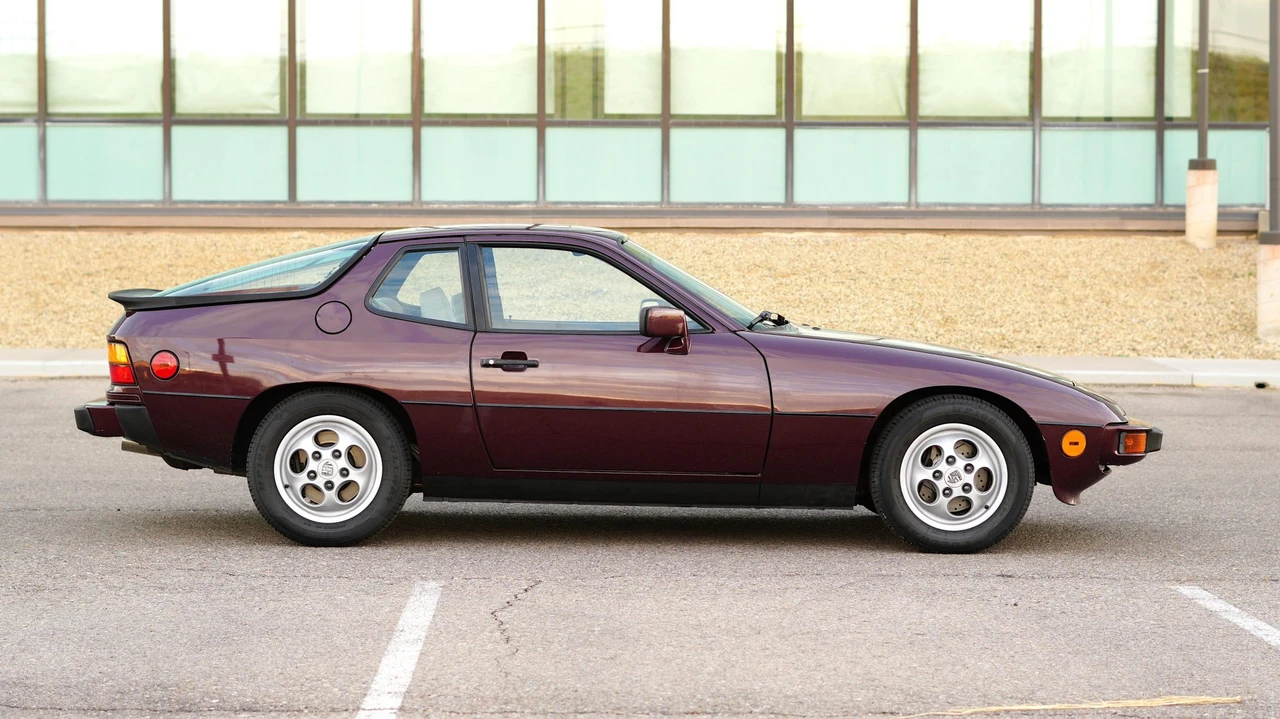 1988 Porsche 924 S - Image 26 of 31