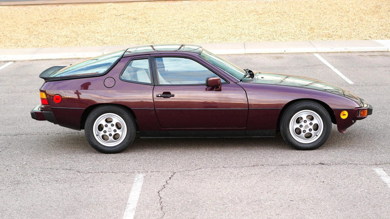 1988 Porsche 924 S - Image 27 of 31