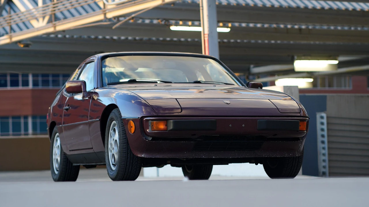 1988 Porsche 924 S - Image 15 of 31