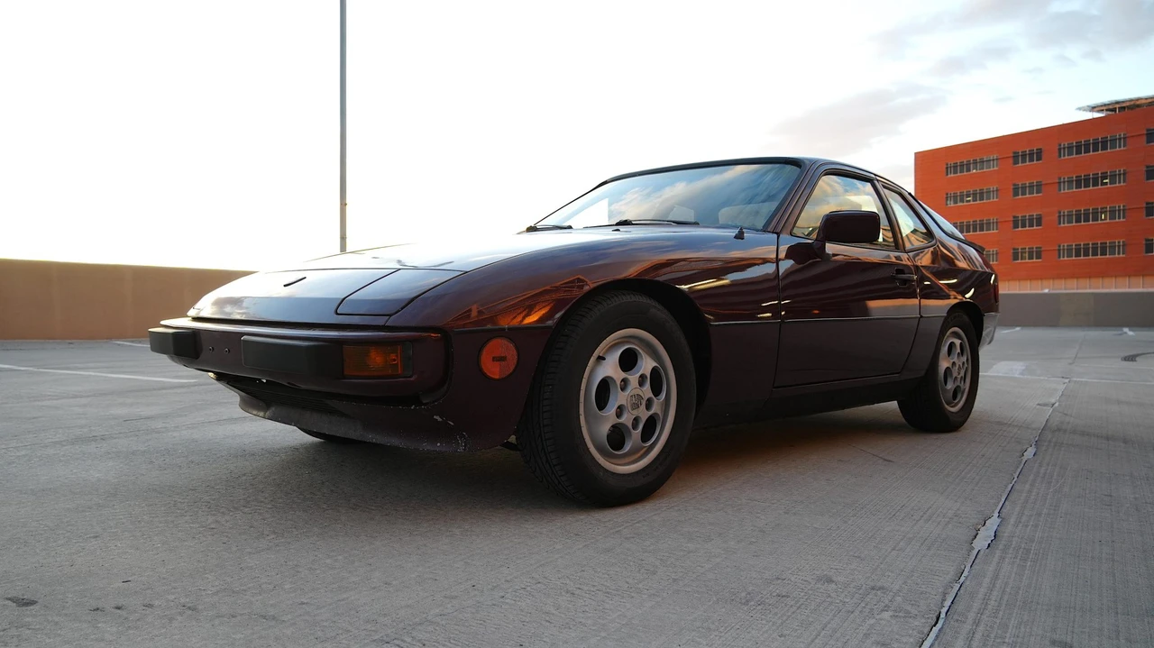 1988 Porsche 924 S - Image 3 of 31