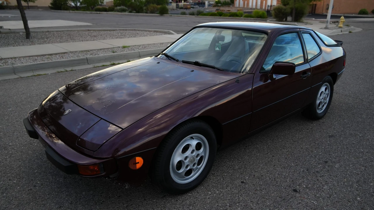 1988 Porsche 924 S - Image 2 of 31