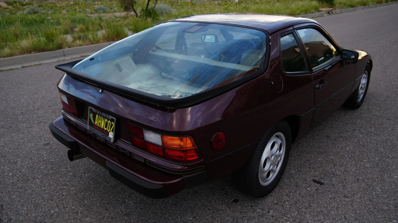 1988 Porsche 924 S - Image 28 of 31