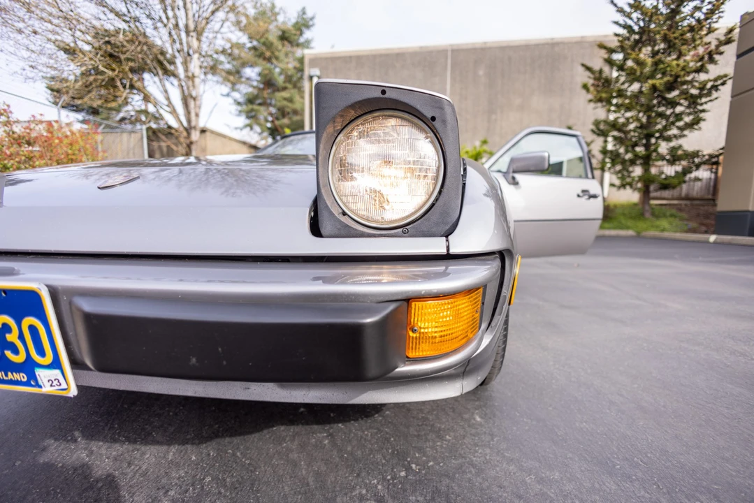 1988 Porsche 924 S - Image 15 of 31