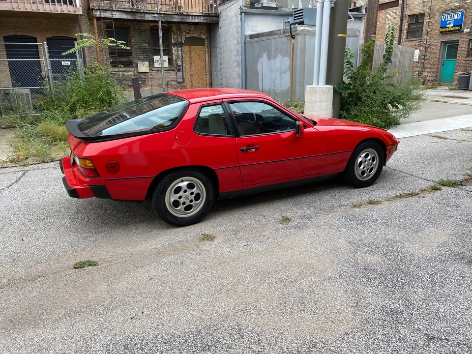 1988 Porsche 924 S - Image 23 of 31