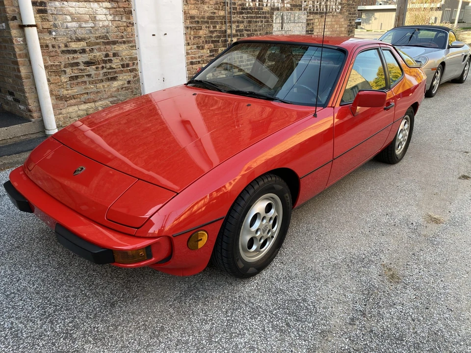 1988 Porsche 924 S - Image 17 of 31