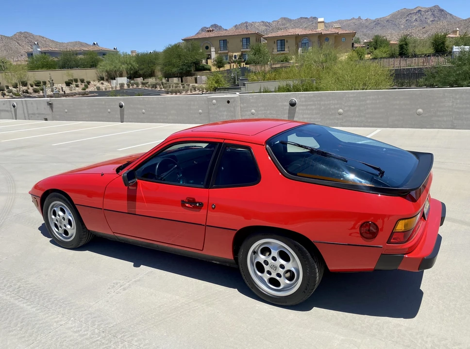 1988 Porsche 924 S - Image 11 of 31