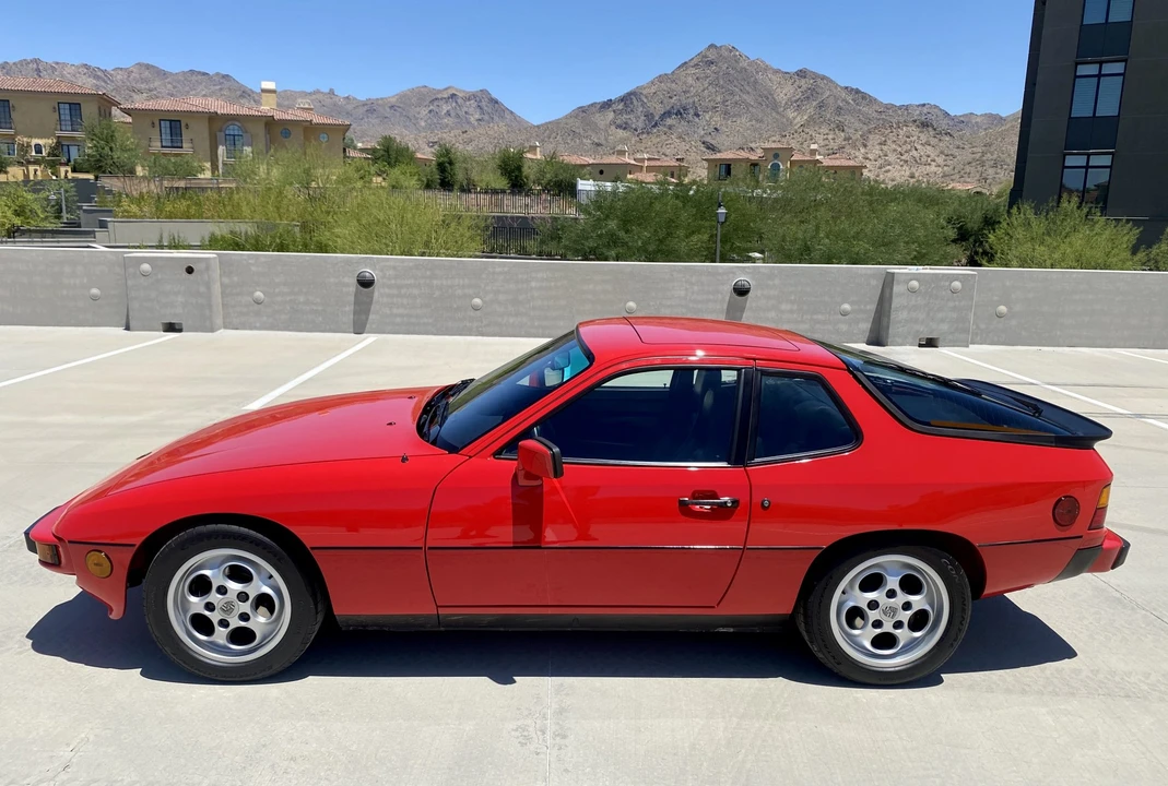 1988 Porsche 924 S - Image 10 of 31