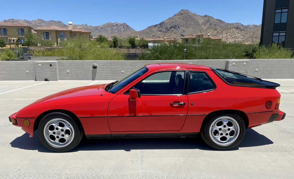 1988 Porsche 924 S - Image 9 of 31