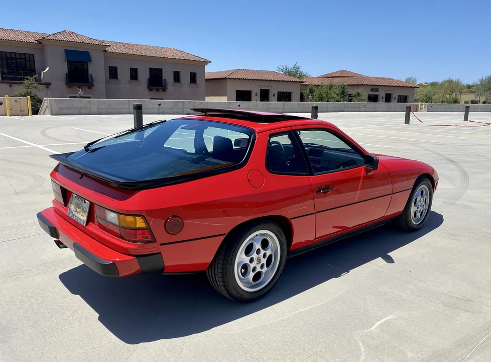 1988 Porsche 924 S - Image 16 of 31