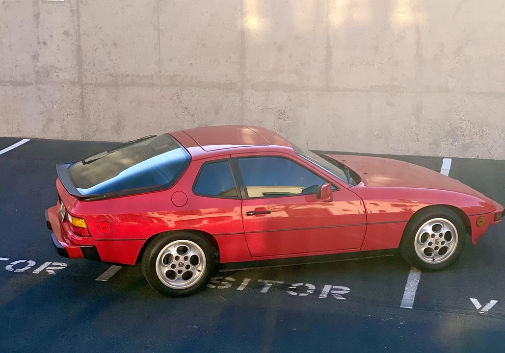 1988 Porsche 924 S - Image 14 of 31