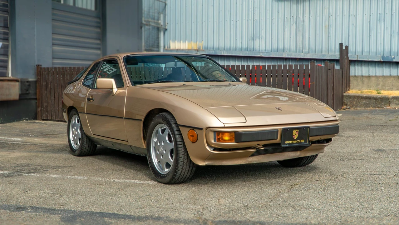1988 Porsche 924 S - Image 7 of 31