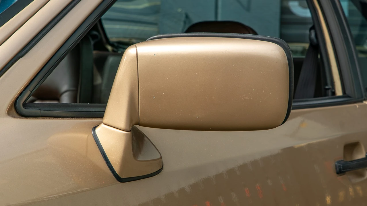 1988 Porsche 924 S - Image 26 of 31