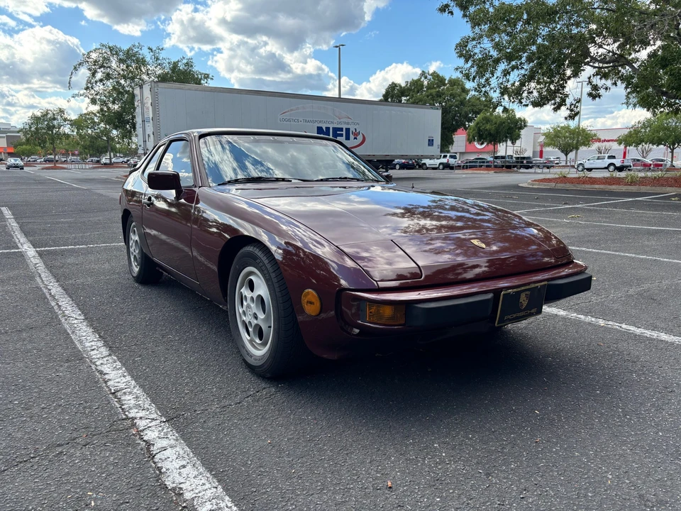1988 Porsche 924 S - Image 12 of 31