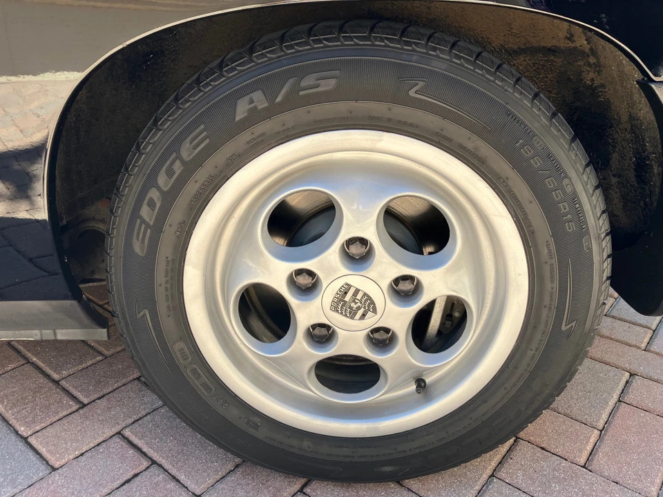 1988 Porsche 924 S - Image 23 of 31