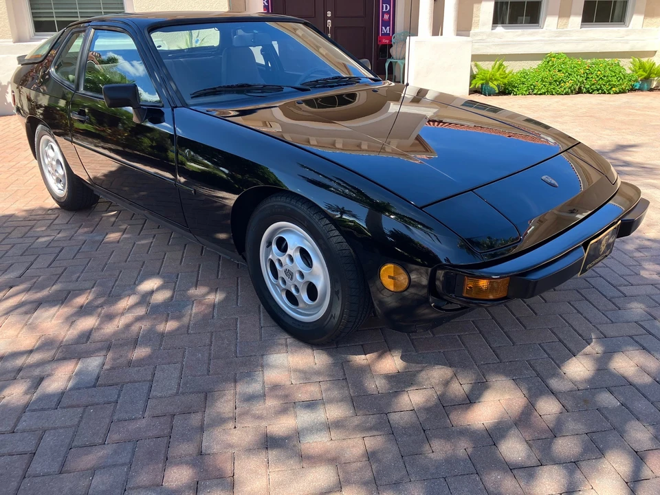 1988 Porsche 924 S - Image 3 of 31