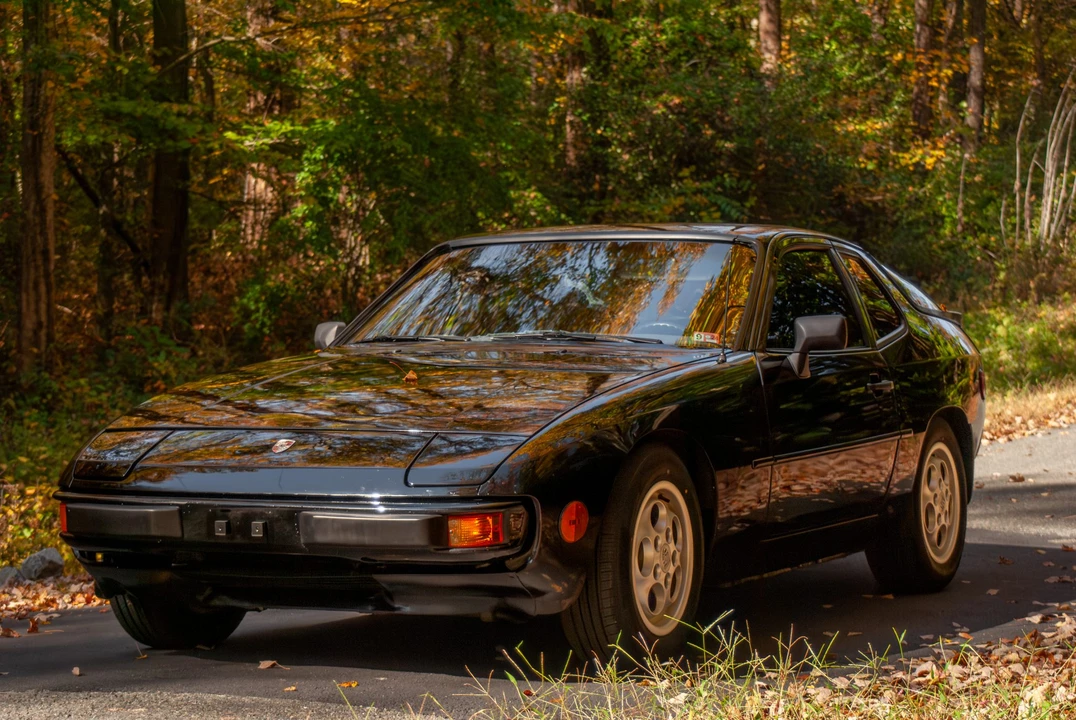 1988 Porsche 924 S - Image 19 of 31