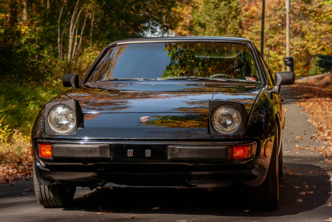 1988 Porsche 924 S - Image 16 of 31