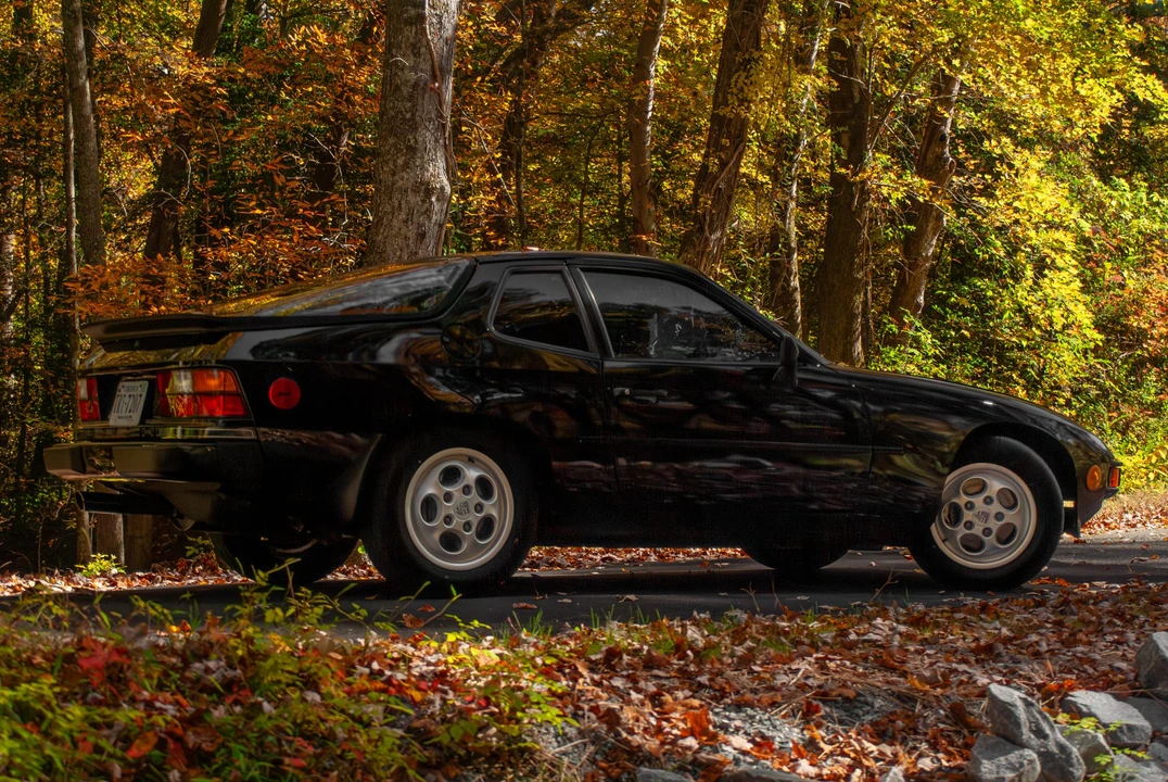 1988 Porsche 924 S - Image 24 of 31