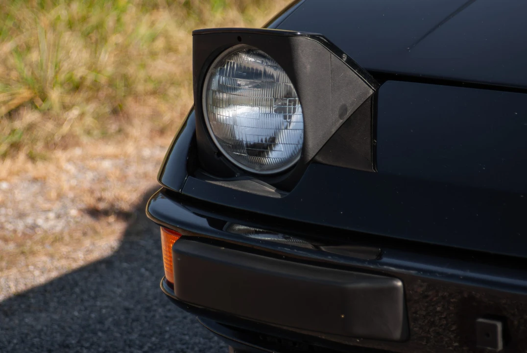 1988 Porsche 924 S - Image 28 of 31