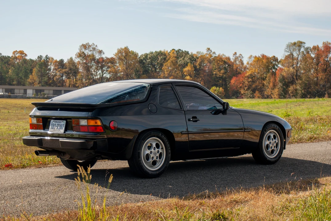 1988 Porsche 924 S - Image 12 of 31