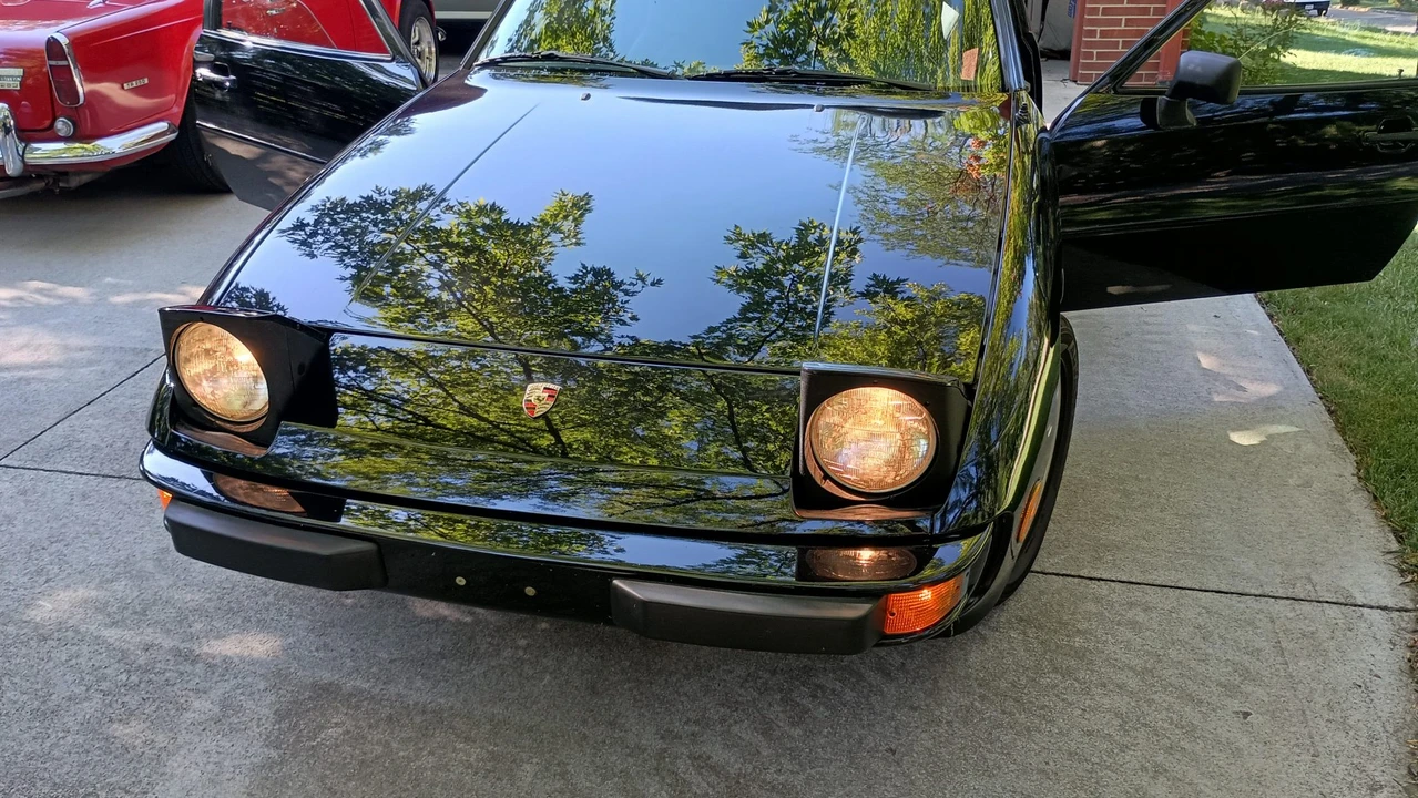 1988 Porsche 924 S - Image 7 of 31