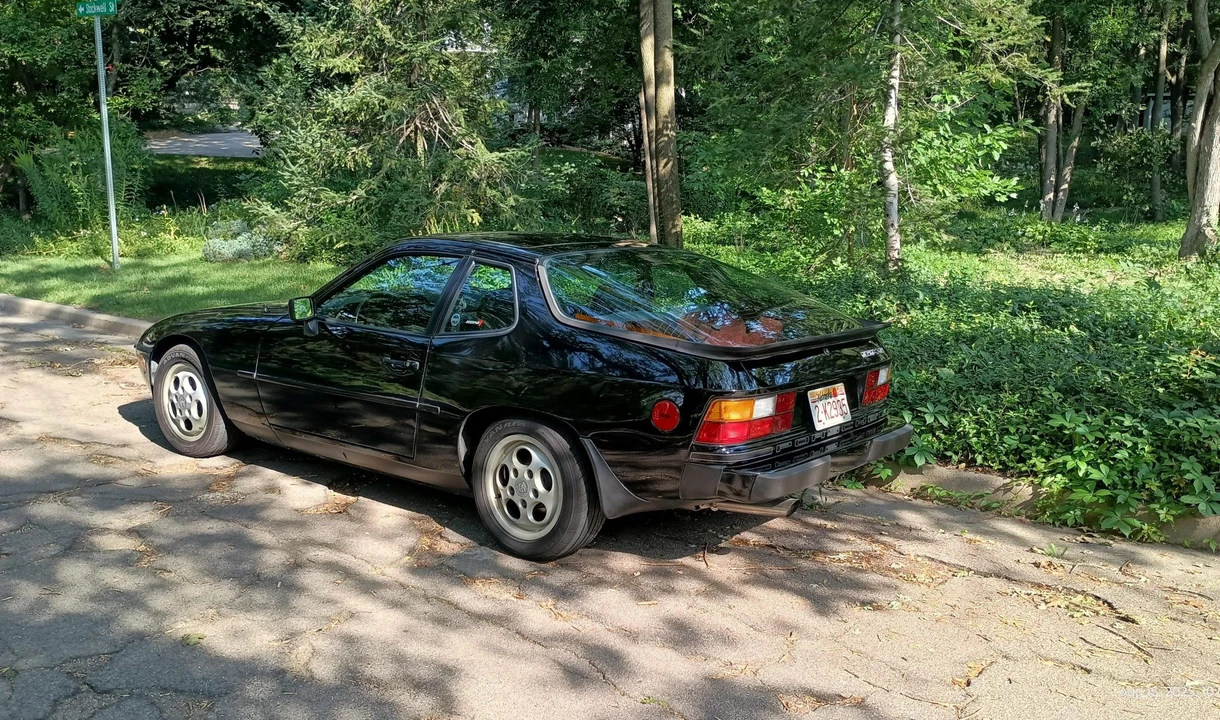 1988 Porsche 924 S - Image 21 of 31