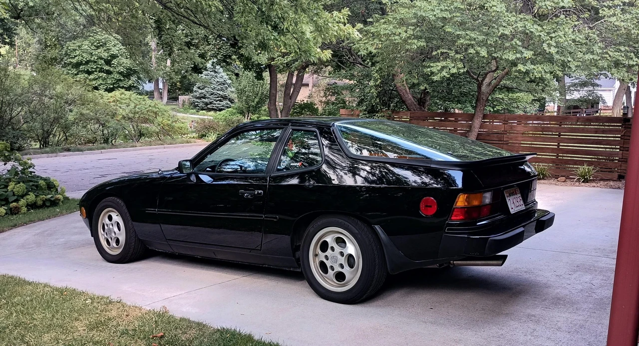 1988 Porsche 924 S - Image 15 of 31