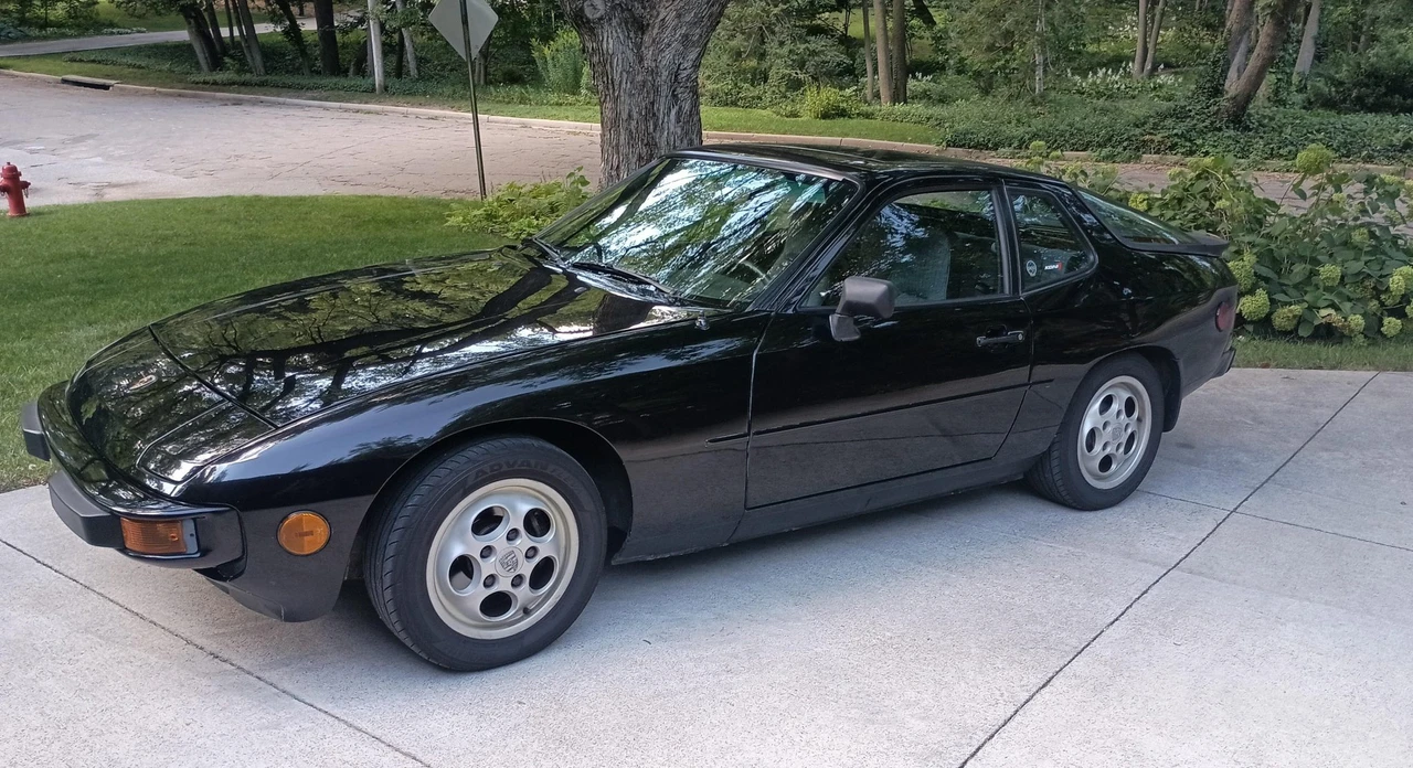 1988 Porsche 924 S - Image 2 of 31
