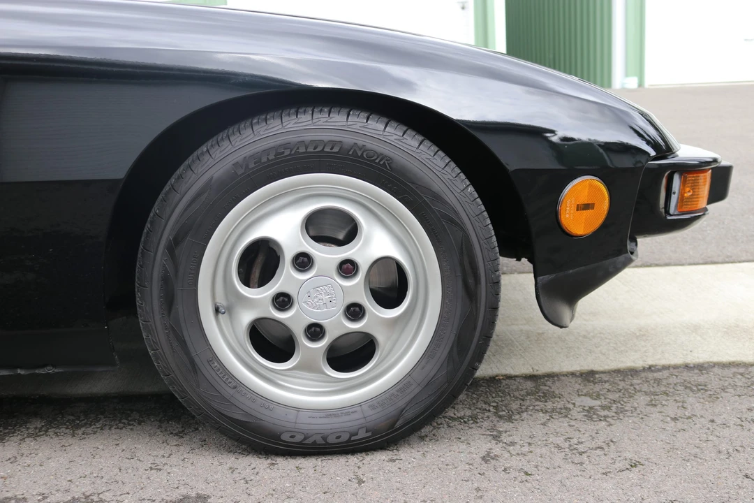 1988 Porsche 924 S - Image 21 of 31
