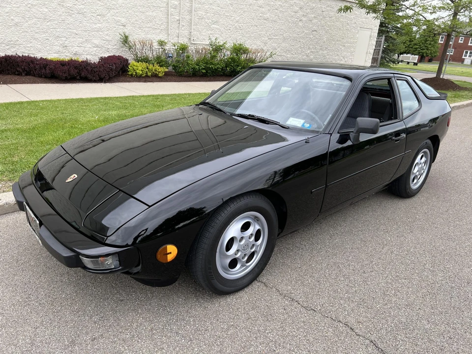 1988 Porsche 924 S - Image 5 of 31