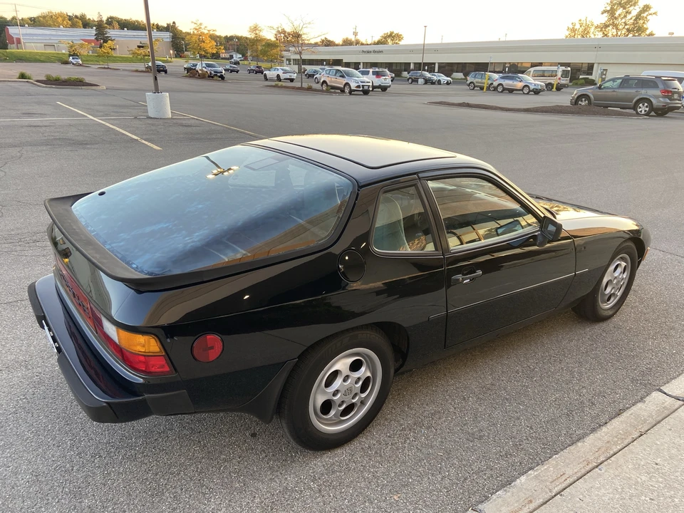1988 Porsche 924 S - Image 21 of 31
