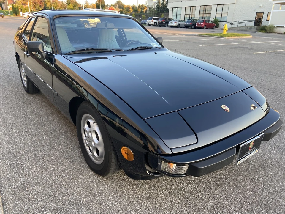 1988 Porsche 924 S - Image 7 of 31