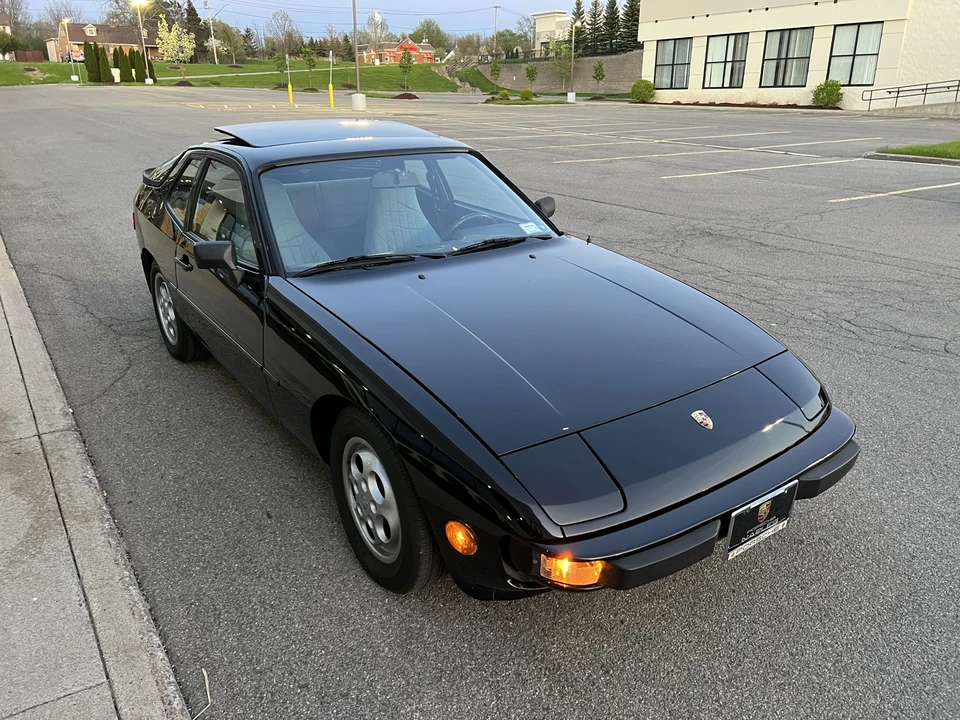 1988 Porsche 924 S - Image 8 of 31