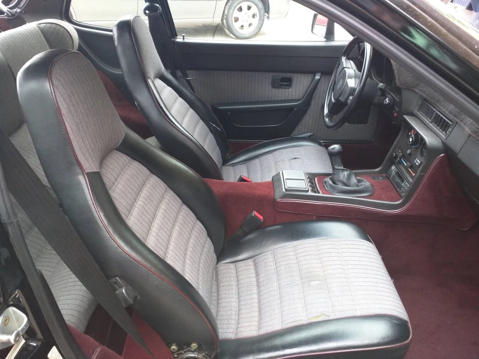 1988 Porsche 924 S - Image 15 of 31