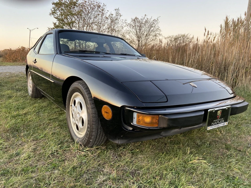 1988 Porsche 924 S - Image 16 of 31