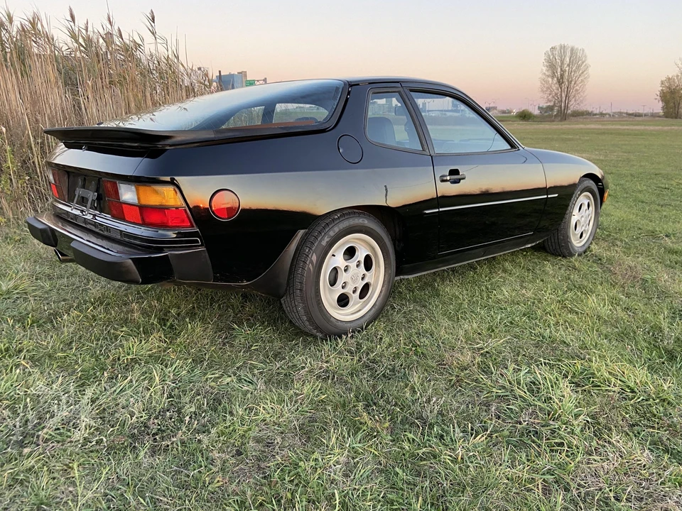 1988 Porsche 924 S - Image 14 of 31