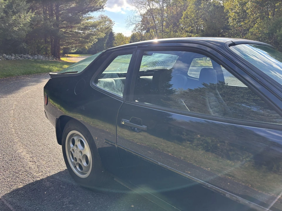 1988 Porsche 924 S - Image 24 of 31