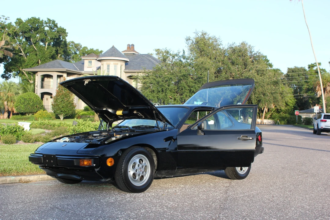 1988 Porsche 924 S - Image 21 of 31