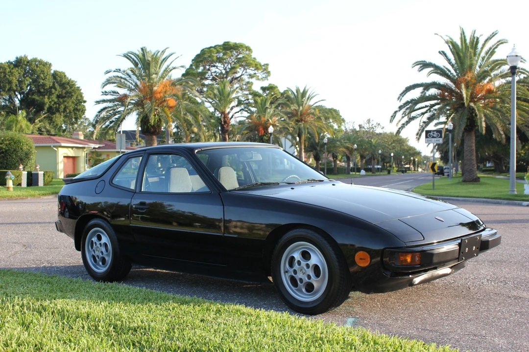 1988 Porsche 924 S - Image 3 of 31