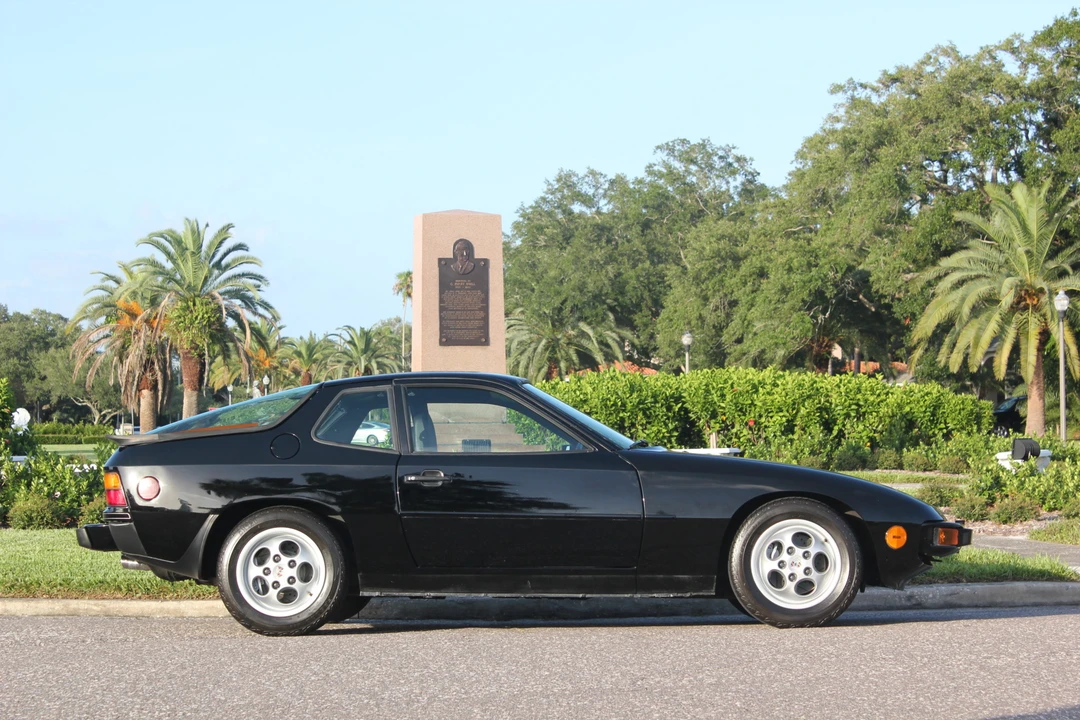 1988 Porsche 924 S - Image 4 of 31