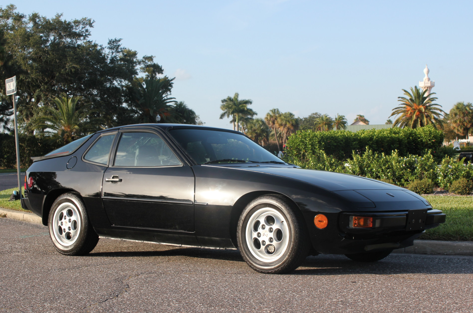 1988 Porsche 924S Special Edition