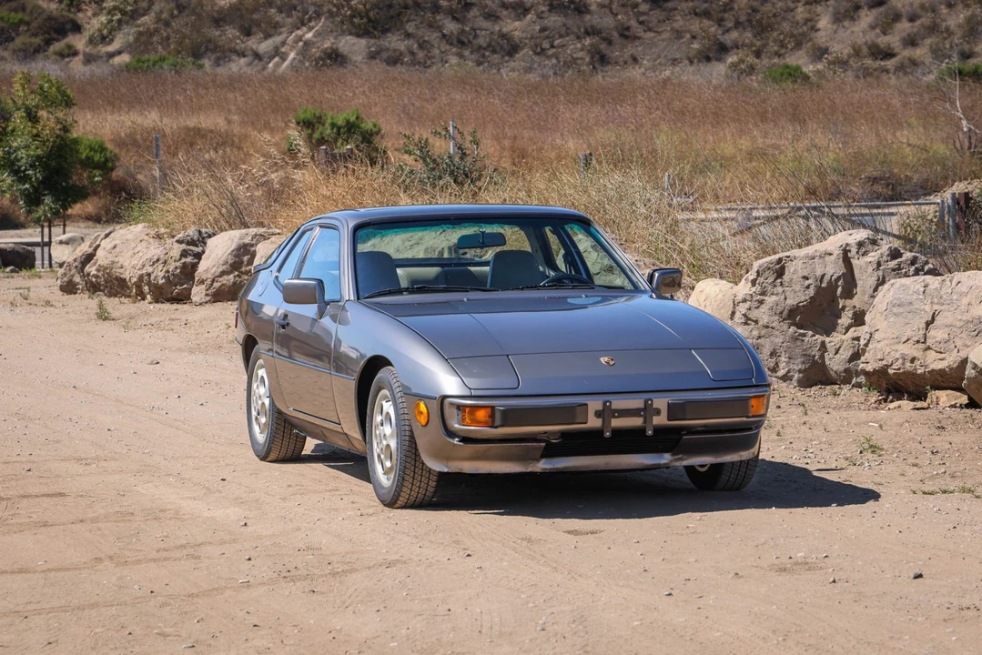 1988 Porsche 924 S - Image 6 of 31